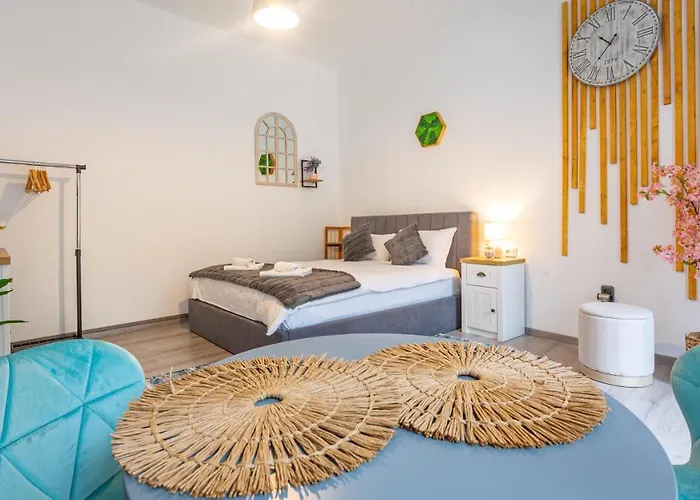 Sun X Mountains - Black Church Апартаменти Брашов