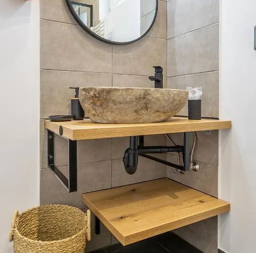 Апартаменти Sun X Mountains - Black Church *