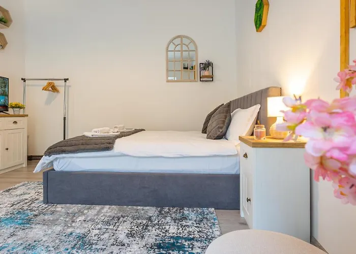 Sun X Mountains - Black Church Брашов