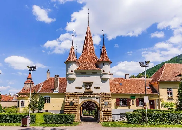 Sun X Mountains - Black Church Apartment *